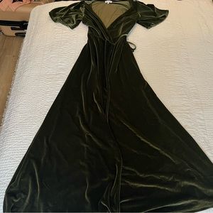 Baltic Born olive green velvet wrap maxi dress women’s medium